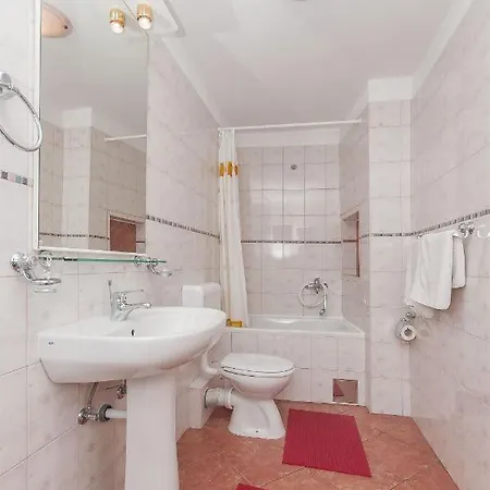 Апартаменты And Ivica Трогир