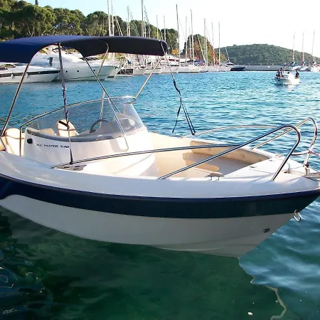 Апартаменты And Ivica *